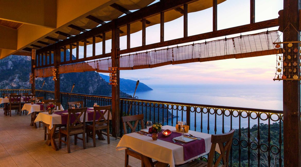 Lissiya restaurant terrace