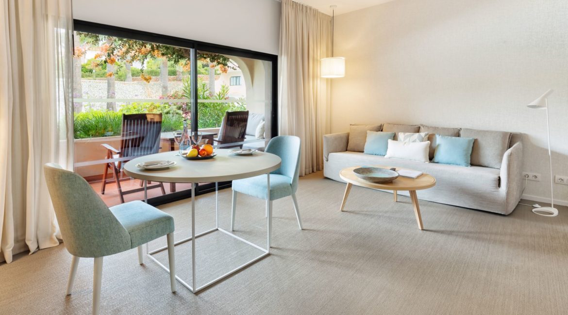 Vilalara Thalassa Resort Junior Suite Lounge